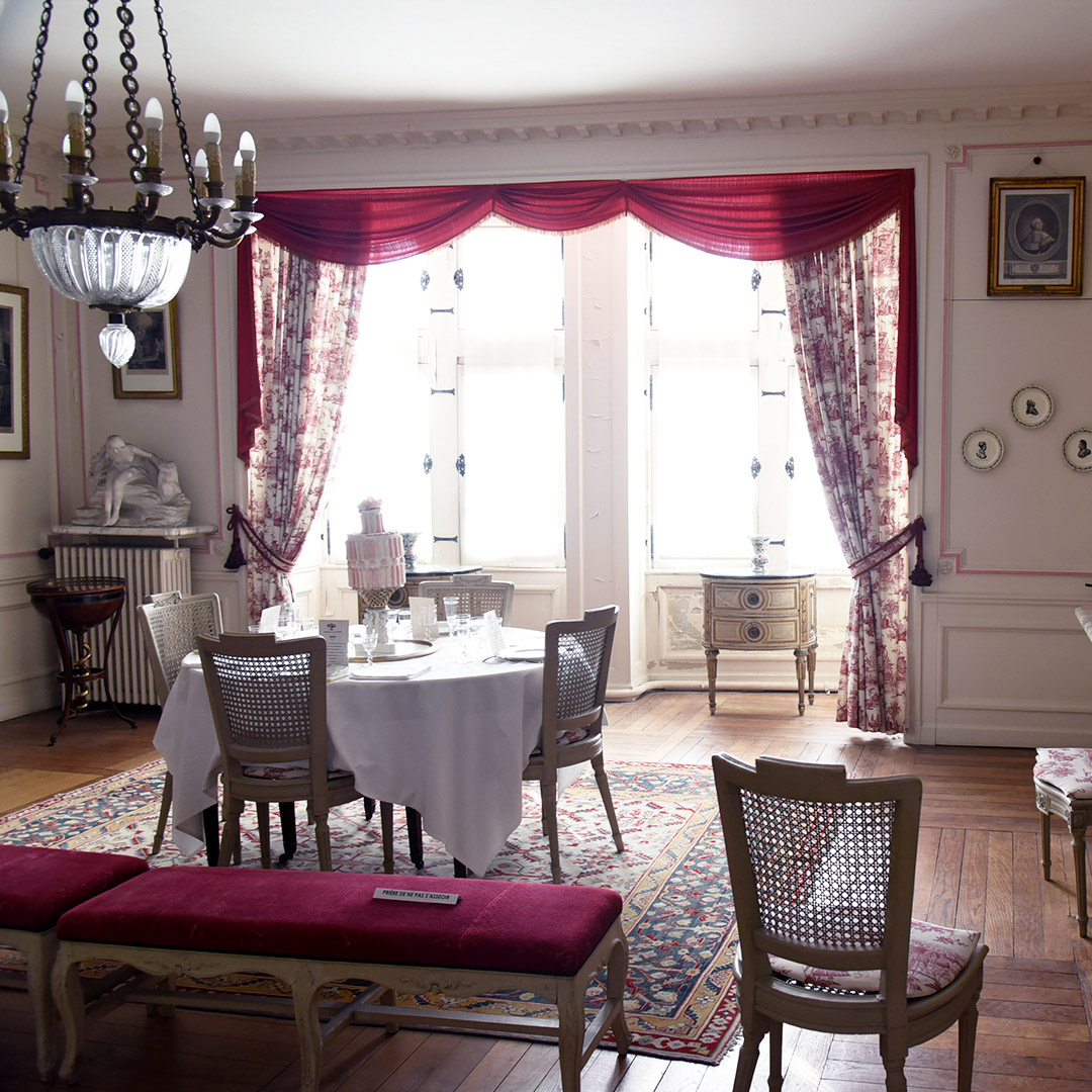 Dining hall in the Le Vergeur museum. ©Ville de Reims
