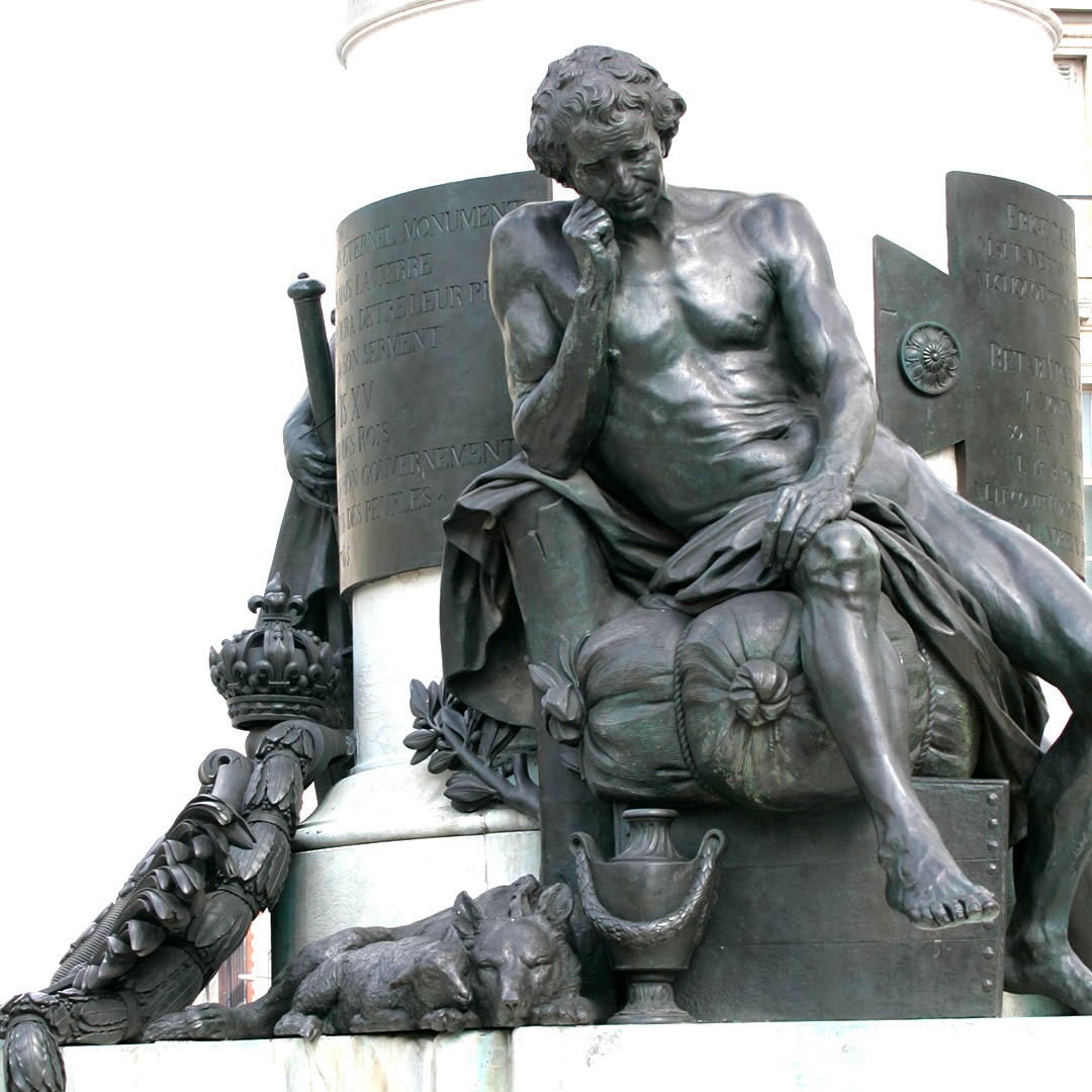 Détail ensemble sculpté : Le Citoyen, ou Le Commerce, autoportrait de Jean-Baptiste Pigalle. ©Ville de Reims