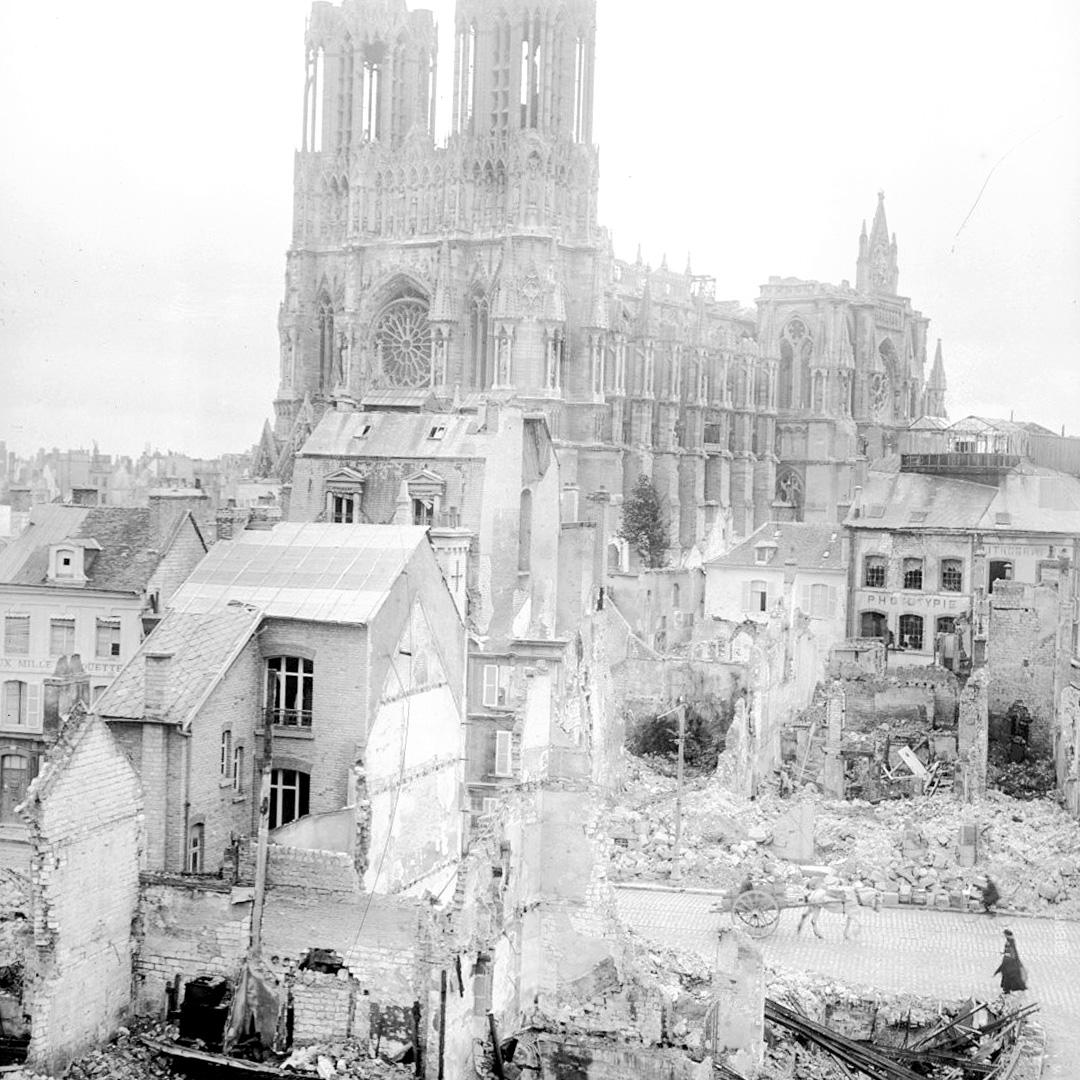 Rue des Tournelles nach den Bombardierungen von 1914. © BNF