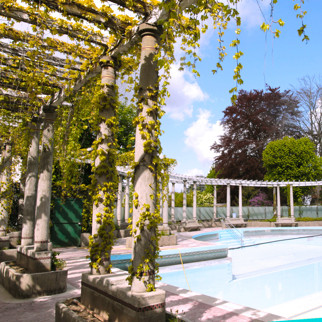 Art Deco swimming pool at the tennis club.  ©Ville de Reims