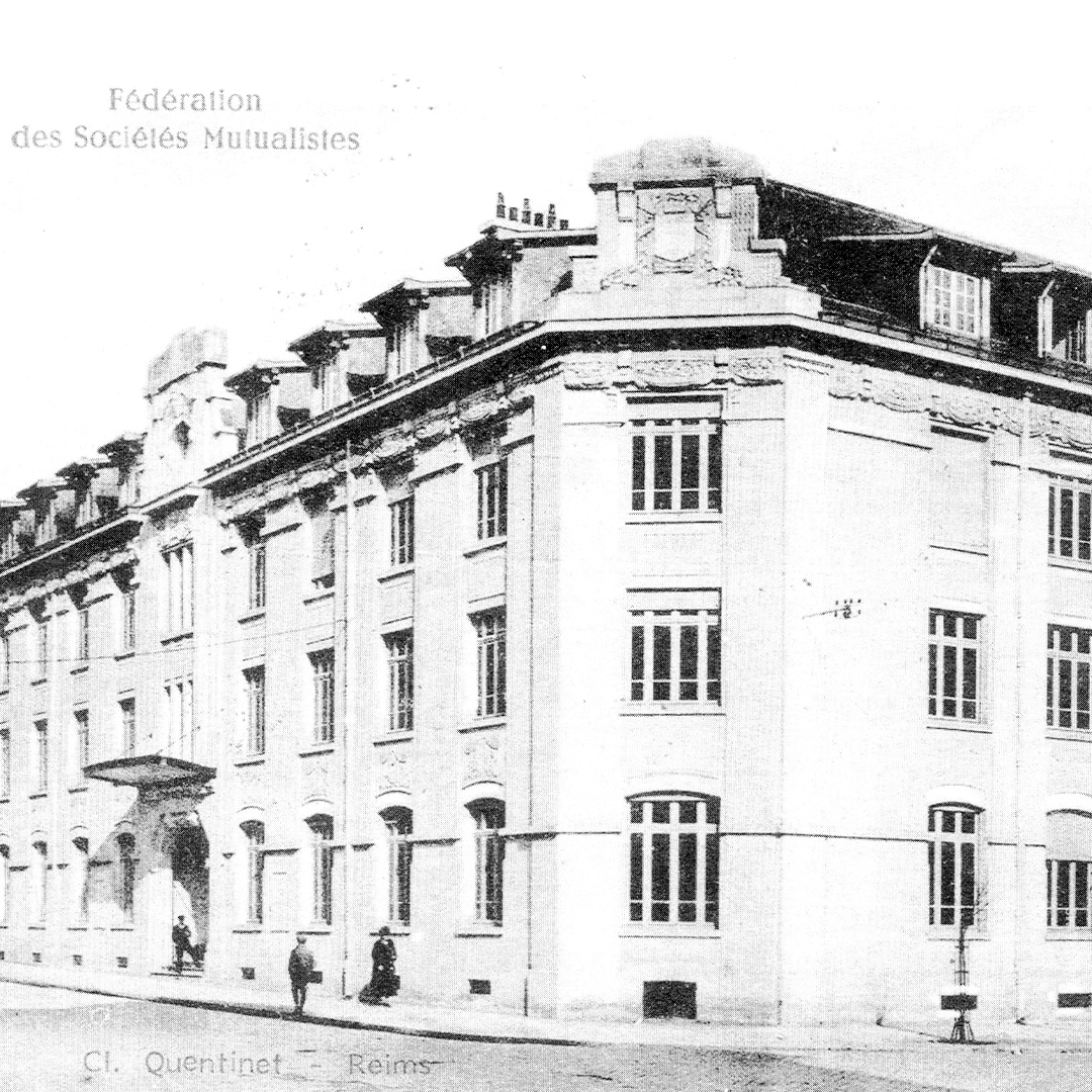 Het Hôtel de la Mutualité aan het einde van de jaren 20 van de vorige eeuw. ©AMCR